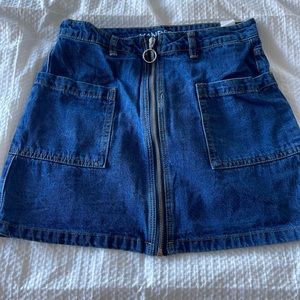 Never worn Jean skirt